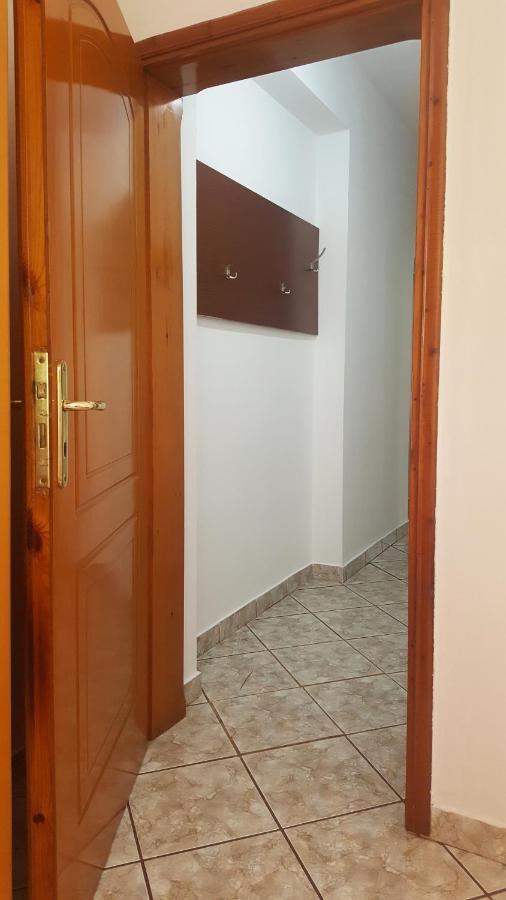 Vita Apartment - Spacious Garden And Balcony 5 Min To Beach & Center كساميل المظهر الخارجي الصورة