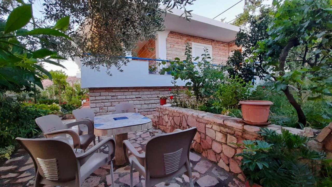 Vita Apartment - Spacious Garden And Balcony 5 Min To Beach & Center كساميل المظهر الخارجي الصورة
