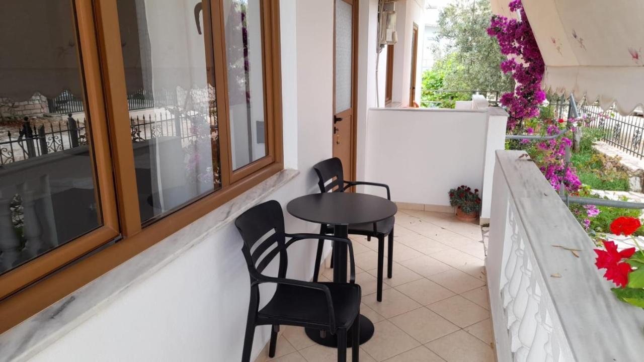 Vita Apartment - Spacious Garden And Balcony 5 Min To Beach & Center كساميل المظهر الخارجي الصورة