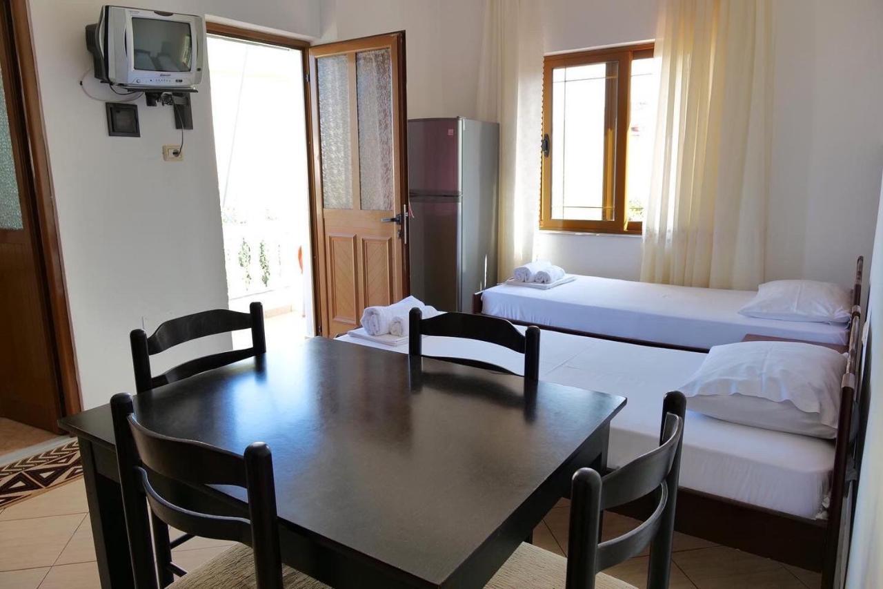 Vita Apartment - Spacious Garden And Balcony 5 Min To Beach & Center كساميل المظهر الخارجي الصورة