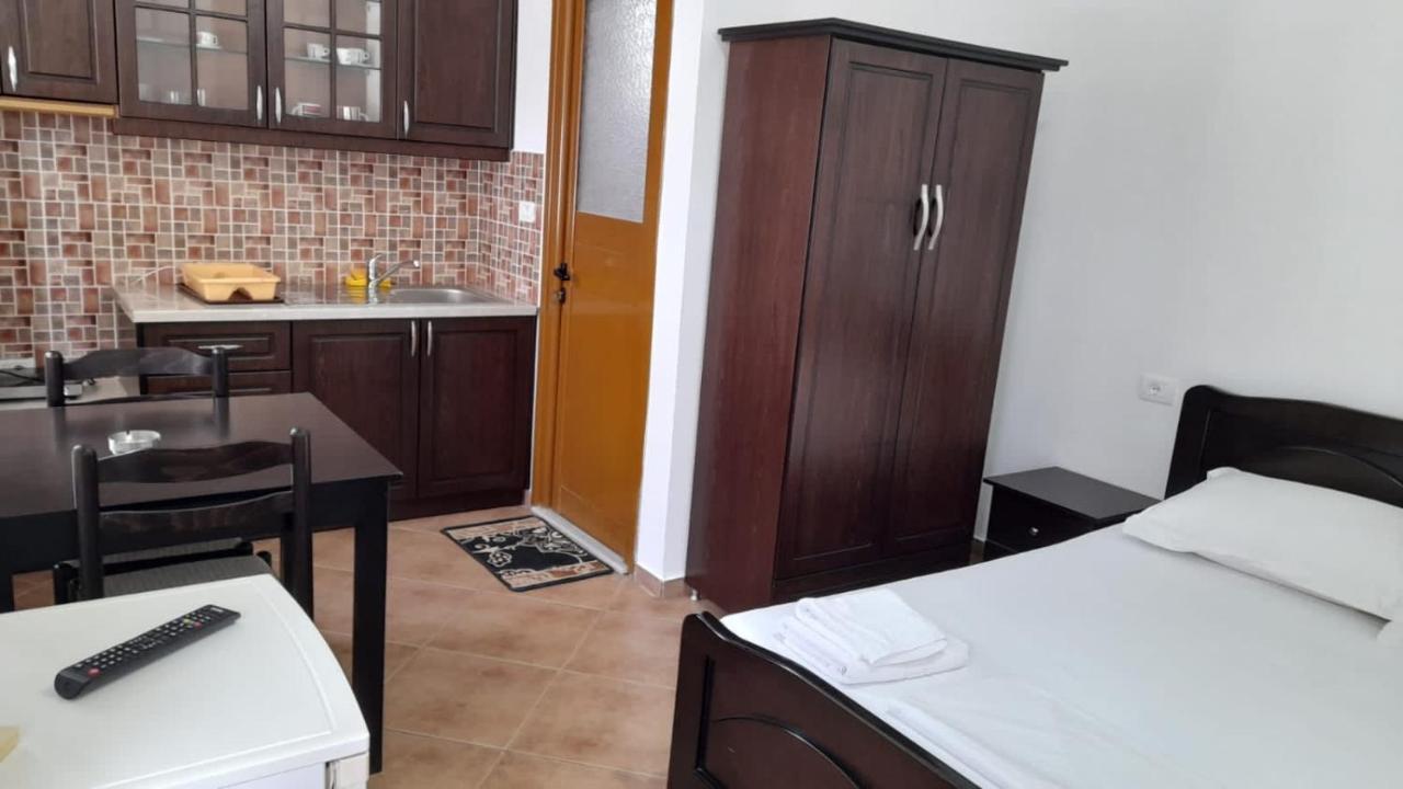 Vita Apartment - Spacious Garden And Balcony 5 Min To Beach & Center كساميل المظهر الخارجي الصورة