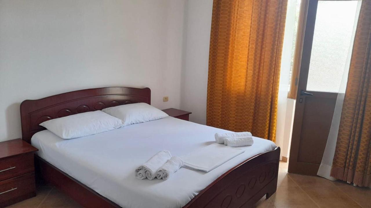 Vita Apartment - Spacious Garden And Balcony 5 Min To Beach & Center كساميل المظهر الخارجي الصورة