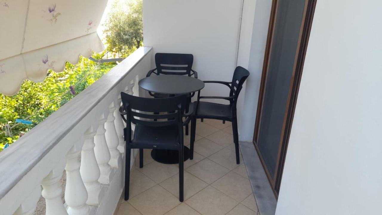 Vita Apartment - Spacious Garden And Balcony 5 Min To Beach & Center كساميل المظهر الخارجي الصورة
