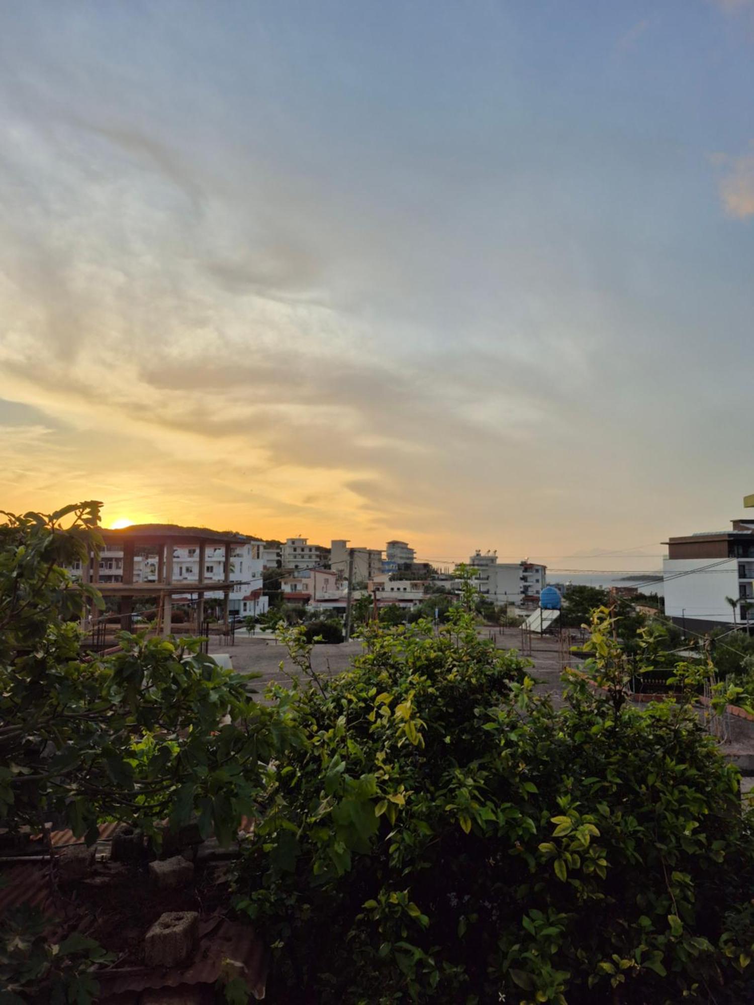 Vita Apartment - Spacious Garden And Balcony 5 Min To Beach & Center كساميل المظهر الخارجي الصورة