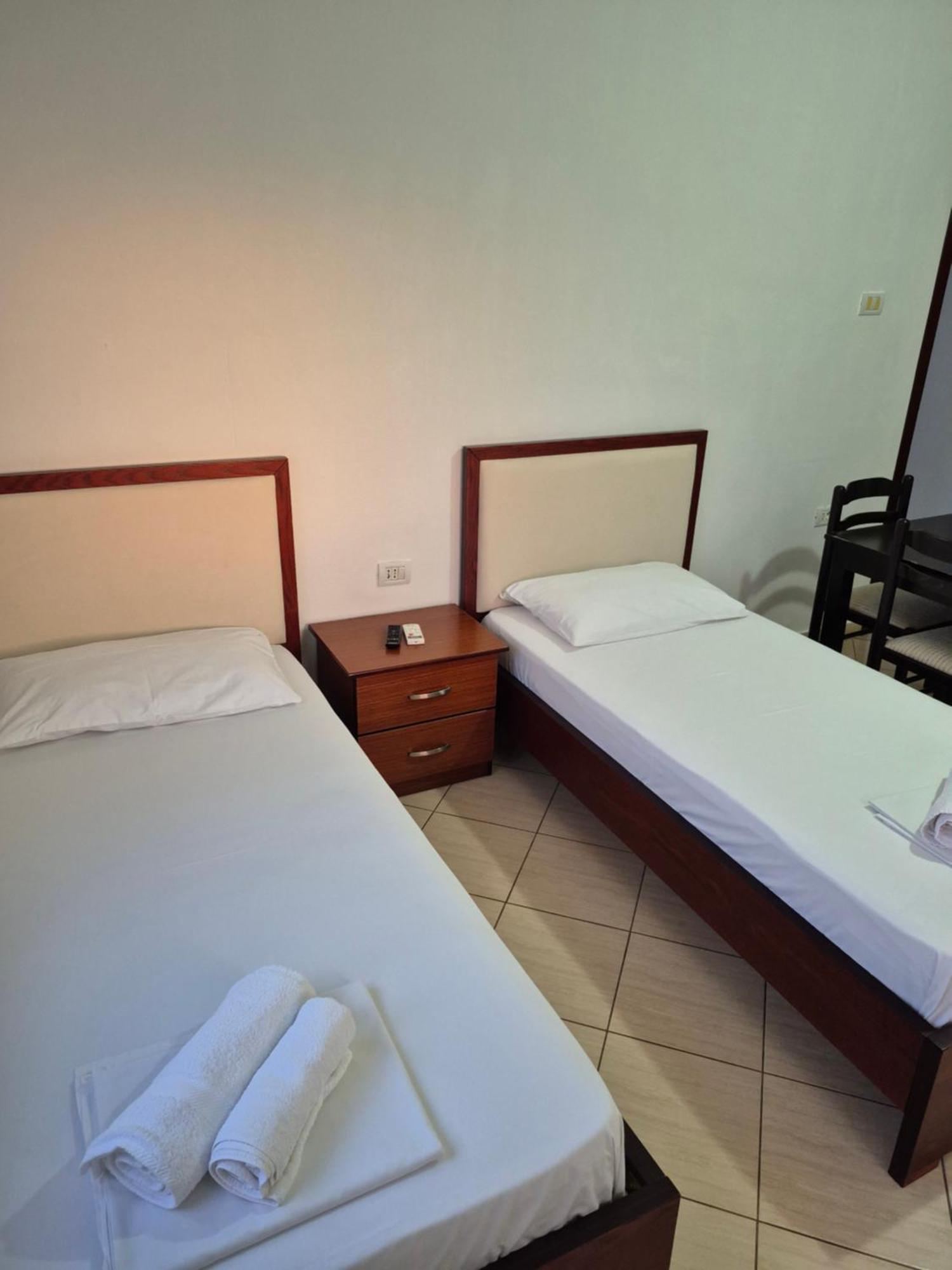 Vita Apartment - Spacious Garden And Balcony 5 Min To Beach & Center كساميل المظهر الخارجي الصورة